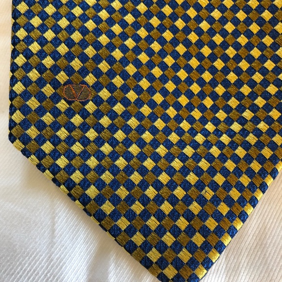 Valentino tie - Picture 2 of 6
